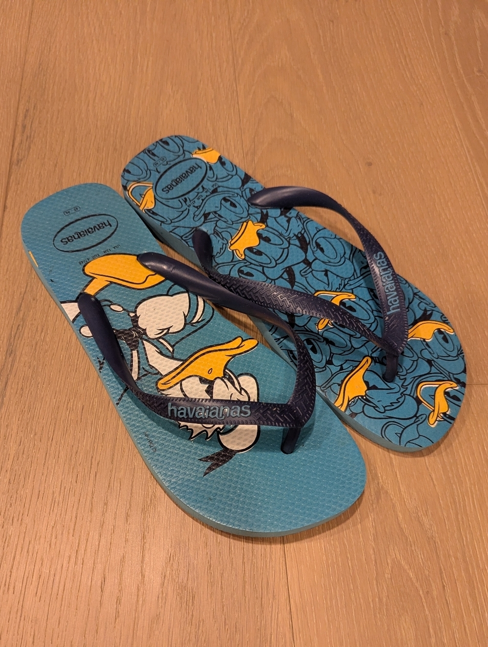 Havaianas Donald Duck Blue Graphic Flip Flops